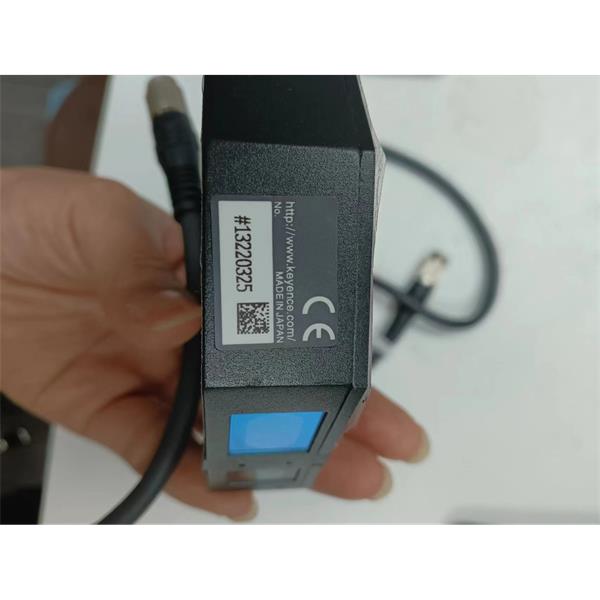 日本KEYENCE基恩士LK-G5000高精度CMOS激光位移傳感器感測頭LK-H052K